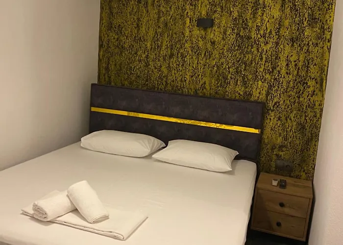 Habitación en casa particular Uyar & *